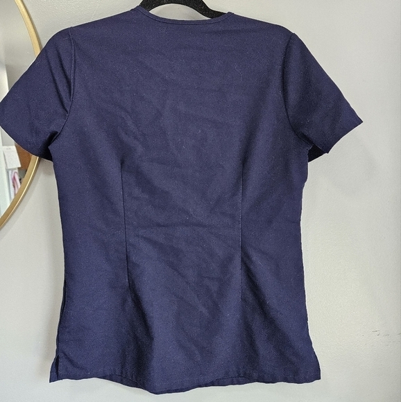 Figs XS dark blue top scrub - Picture 2 of 6